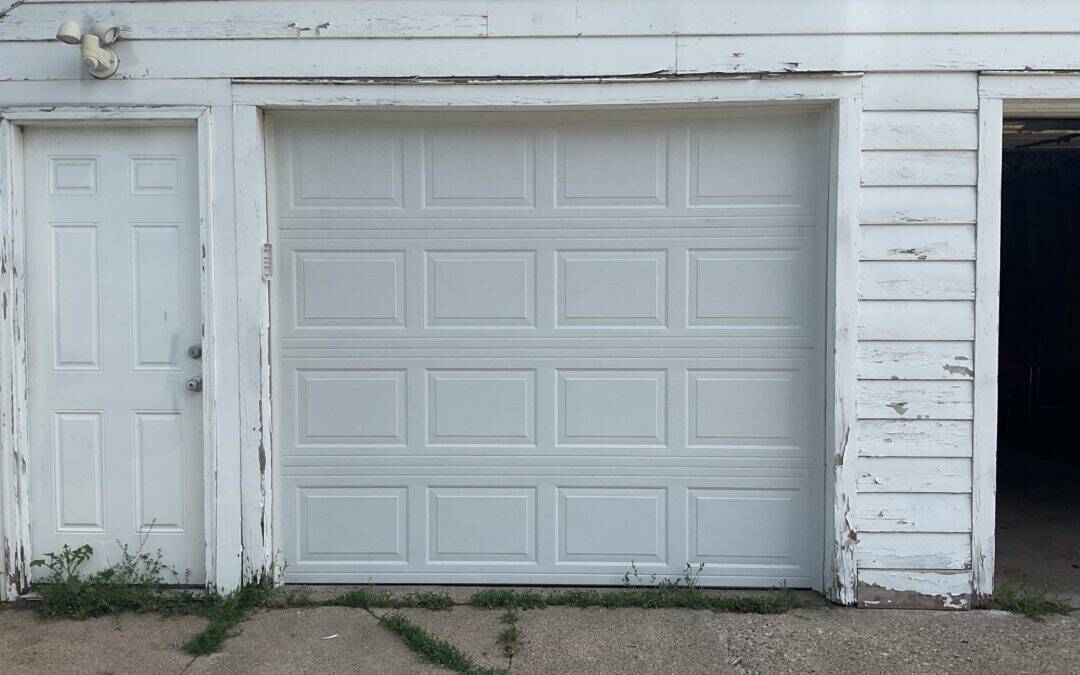 Wayne Dalton garage door Lovers Park IL