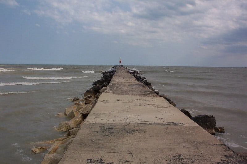 Waukegan Municipal Beach pier