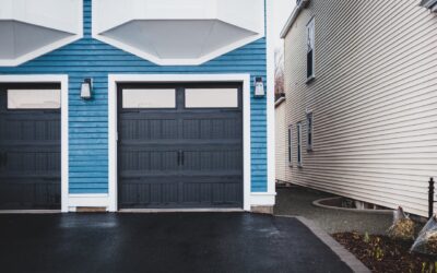 Belt Drive vs. Chain Drive Garage Door Opener