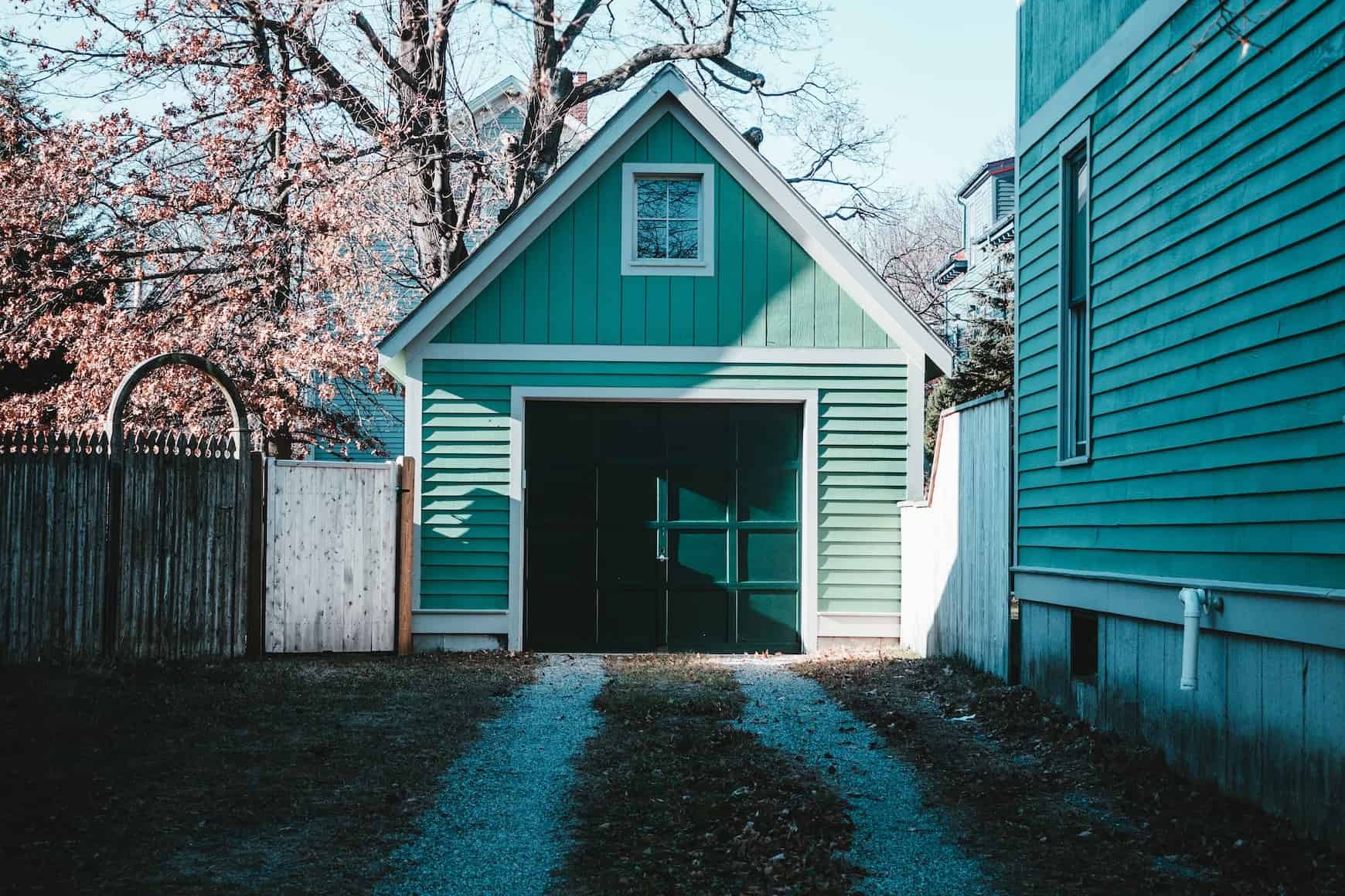 Garage door roller replacement in greater Chicago