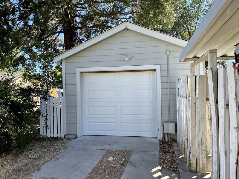 Garage door springs